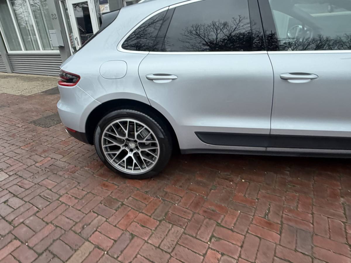 Porsche Macan Porsche Macan 3.0 S | Luchtvering | Pano | Memory | PDLS |  06-2017 125.313 KM