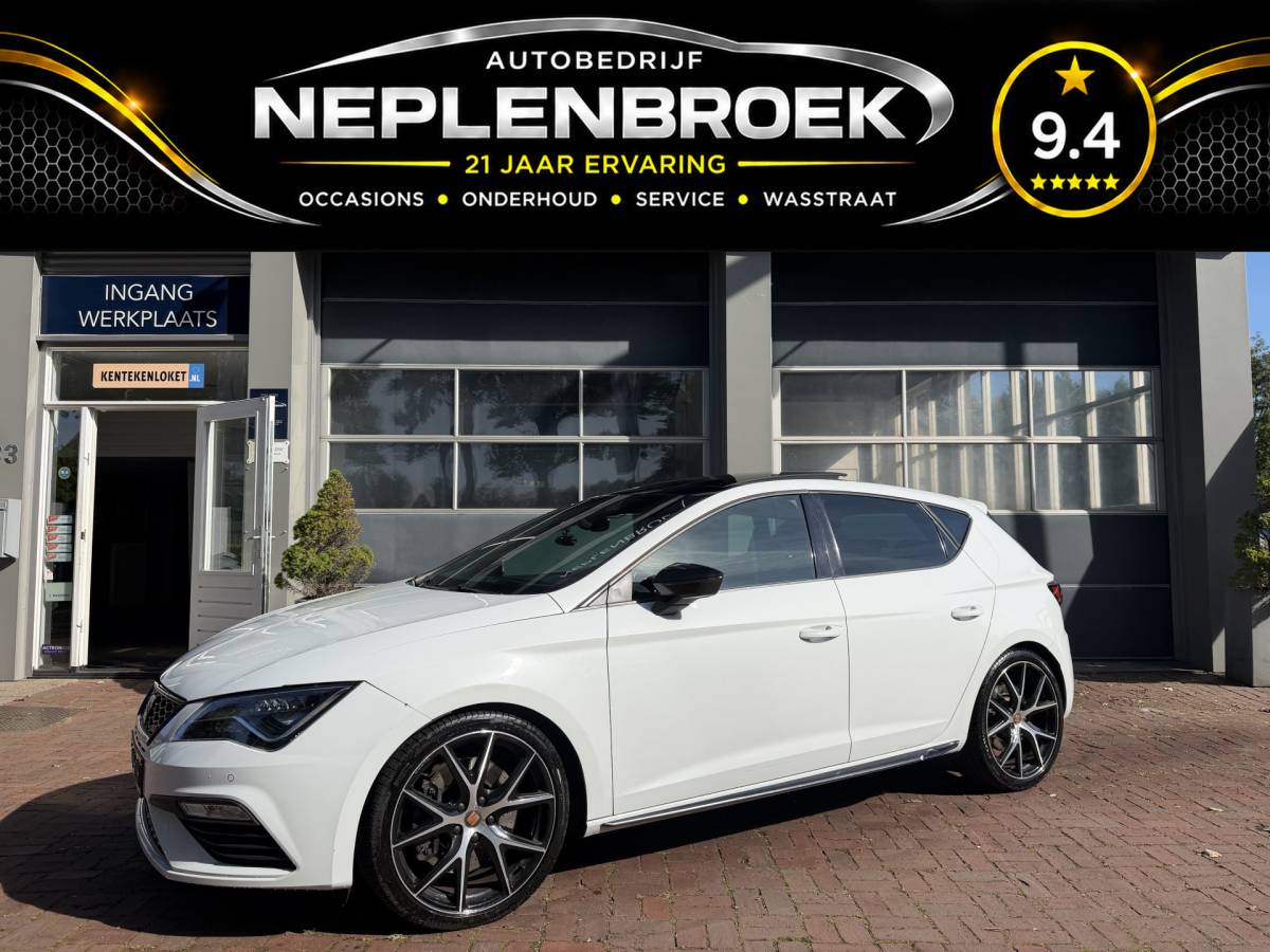 SEAT Leon SEAT Leon 2.0 TSI CUPRA Ultimate Edition 290PK KANON SCHUIFDAK,20INCH,CAMERA,NAVI,CRUISE,VIRTUAL