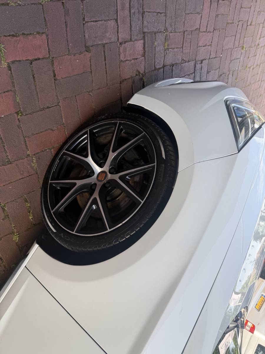 SEAT Leon SEAT Leon 2.0 TSI CUPRA Ultimate Edition 290PK KANON SCHUIFDAK,20INCH,CAMERA,NAVI,CRUISE,VIRTUAL