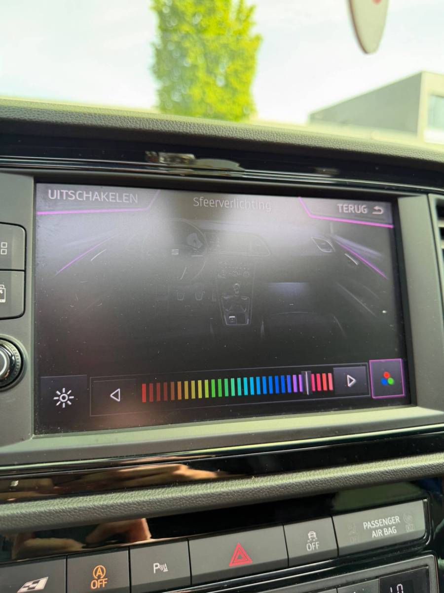 SEAT Leon SEAT Leon 2.0 TSI CUPRA Ultimate Edition 290PK KANON SCHUIFDAK,20INCH,CAMERA,NAVI,CRUISE,VIRTUAL