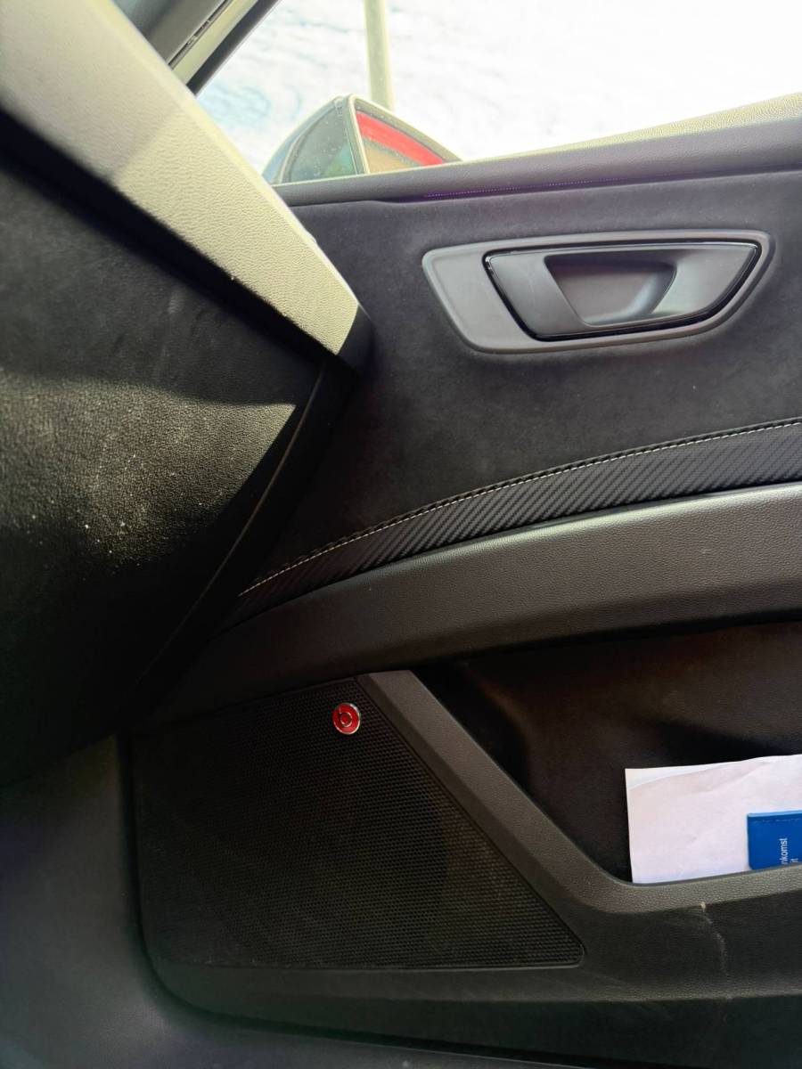 SEAT Leon SEAT Leon 2.0 TSI CUPRA Ultimate Edition 290PK KANON SCHUIFDAK,20INCH,CAMERA,NAVI,CRUISE,VIRTUAL