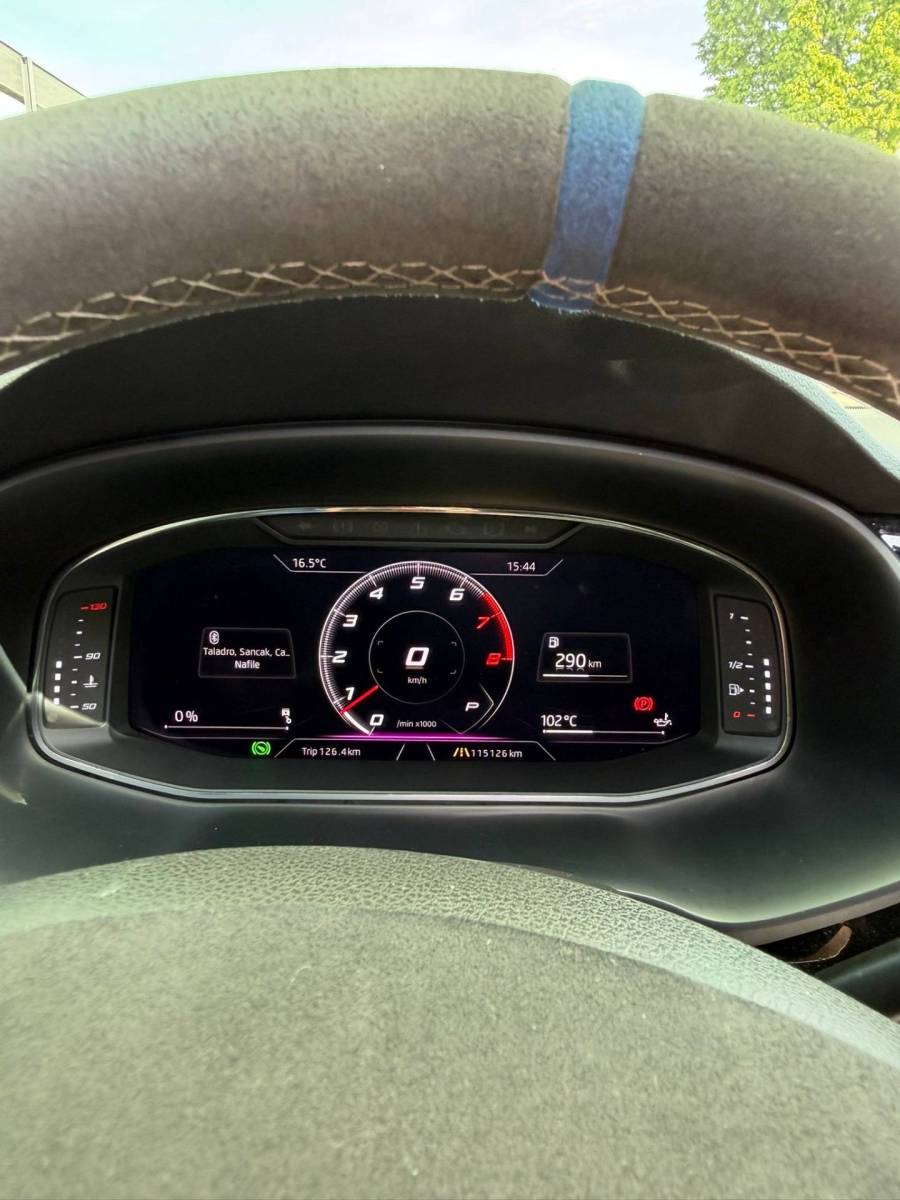 SEAT Leon SEAT Leon 2.0 TSI CUPRA Ultimate Edition 290PK KANON SCHUIFDAK,20INCH,CAMERA,NAVI,CRUISE,VIRTUAL