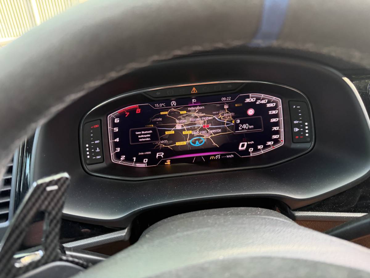 SEAT Leon SEAT Leon 2.0 TSI CUPRA Ultimate Edition 290PK KANON SCHUIFDAK,20INCH,CAMERA,NAVI,CRUISE,VIRTUAL