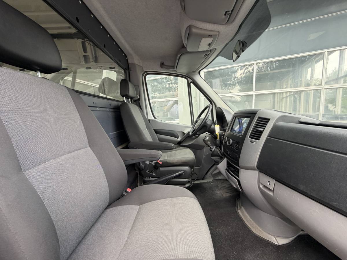 Volkswagen Crafter Volkswagen Crafter 35 2.0 TDI L2H2 Bj 2016 Km 173.069 Nap 140pk 2e eigenaar