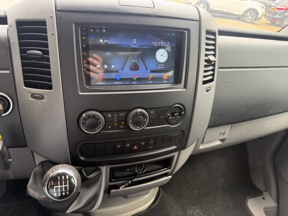 Volkswagen Crafter Volkswagen Crafter 35 2.0 TDI L2H2 Bj 2016 Km 173.069 Nap 140pk 2e eigenaar