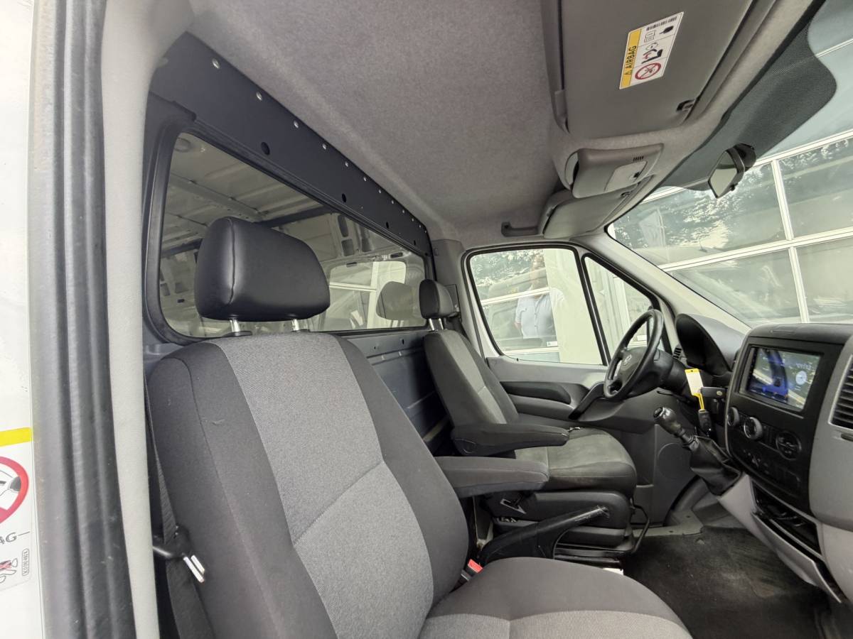 Volkswagen Crafter Volkswagen Crafter 35 2.0 TDI L2H2 Bj 2016 Km 173.069 Nap 140pk 2e eigenaar