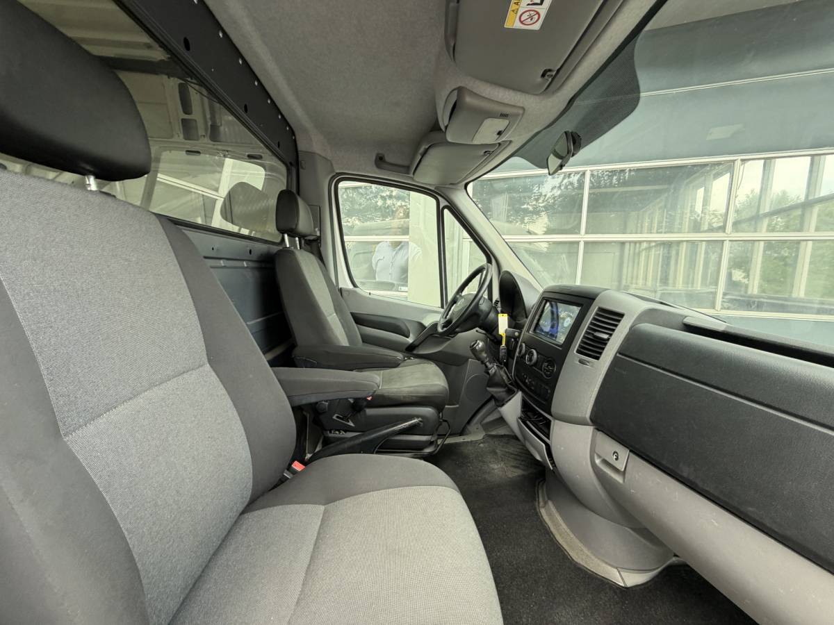 Volkswagen Crafter Volkswagen Crafter 35 2.0 TDI L2H2 Bj 2016 Km 173.069 Nap 140pk 2e eigenaar
