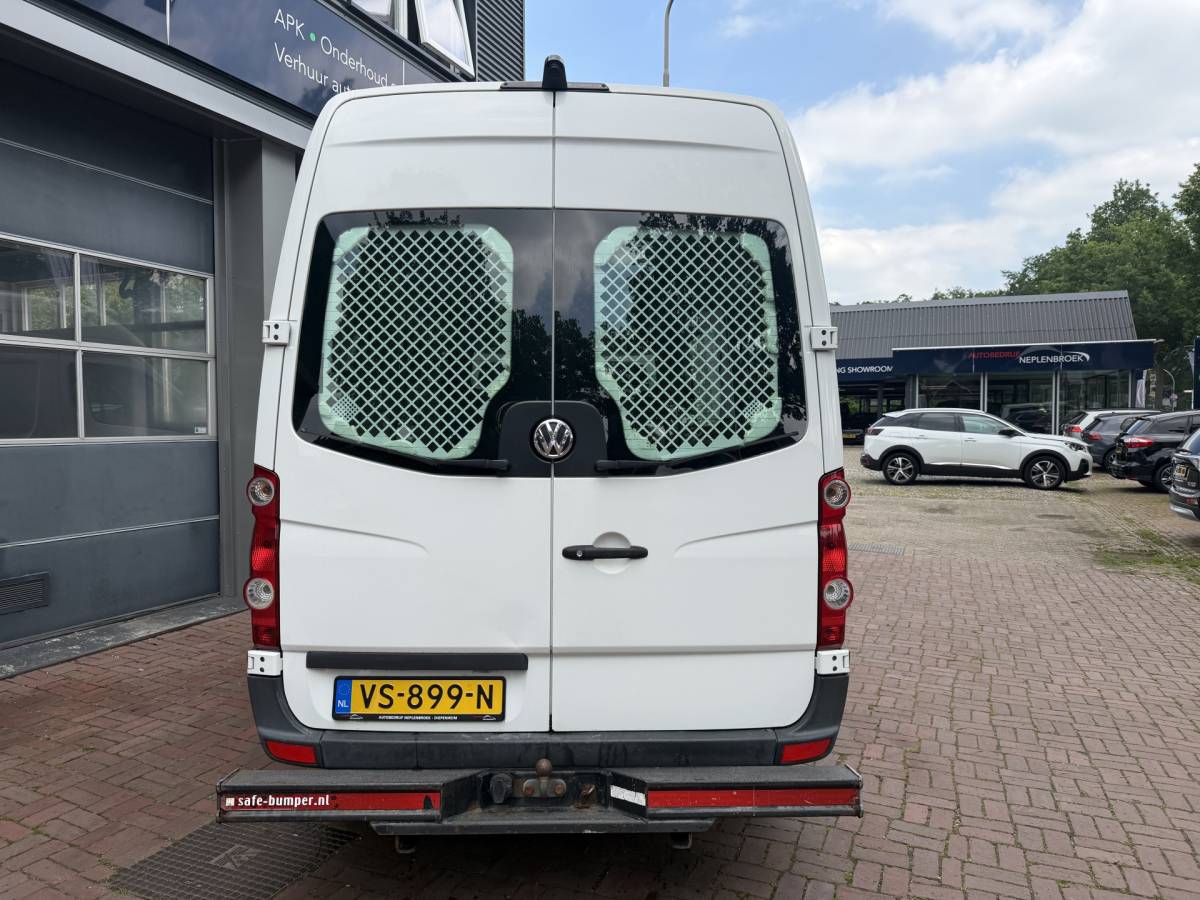 Volkswagen Crafter Volkswagen Crafter 35 2.0 TDI L2H2 Bj 2016 Km 173.069 Nap 140pk 2e eigenaar
