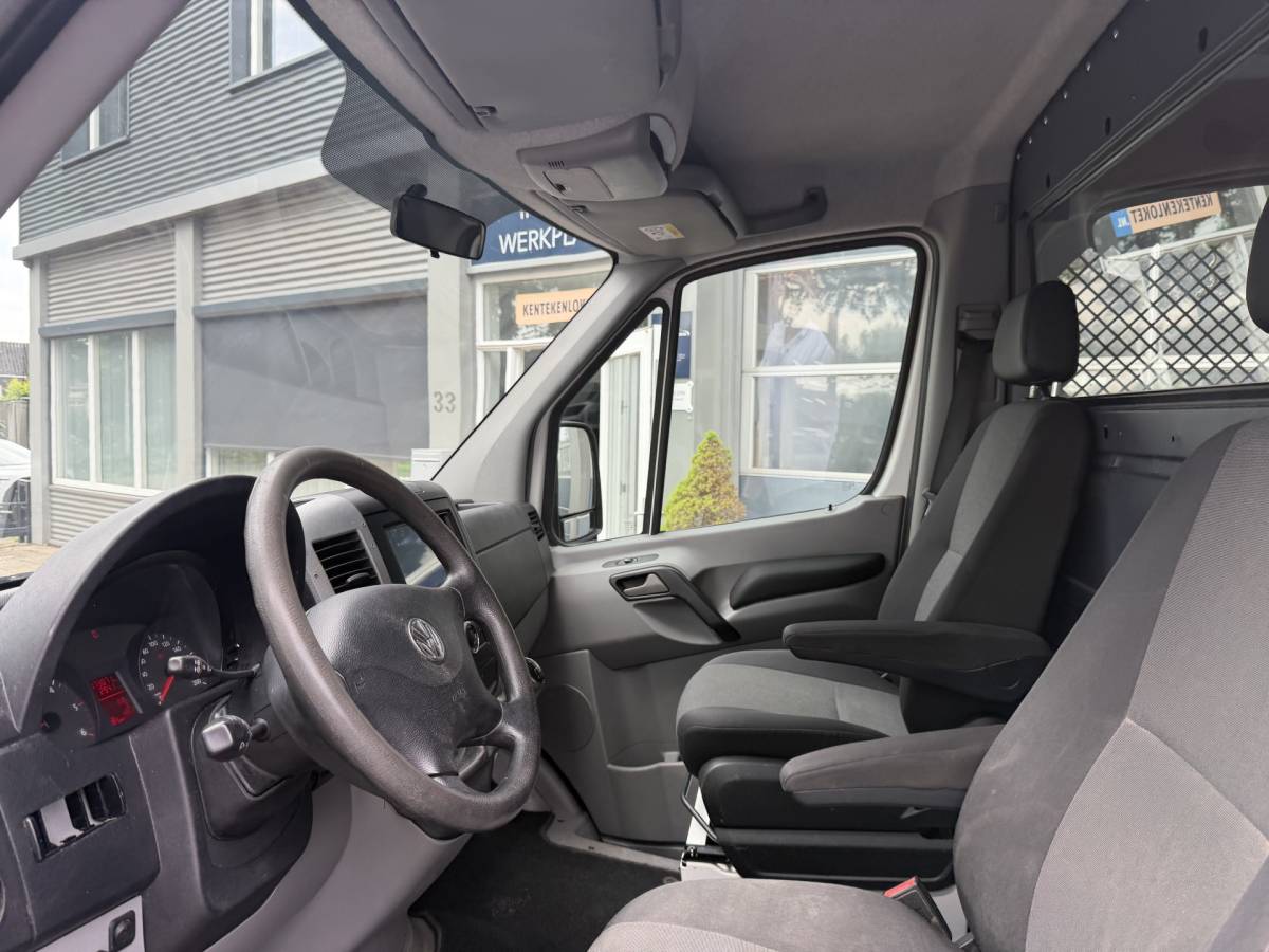 Volkswagen Crafter Volkswagen Crafter 35 2.0 TDI L2H2 Bj 2016 Km 173.069 Nap 140pk 2e eigenaar