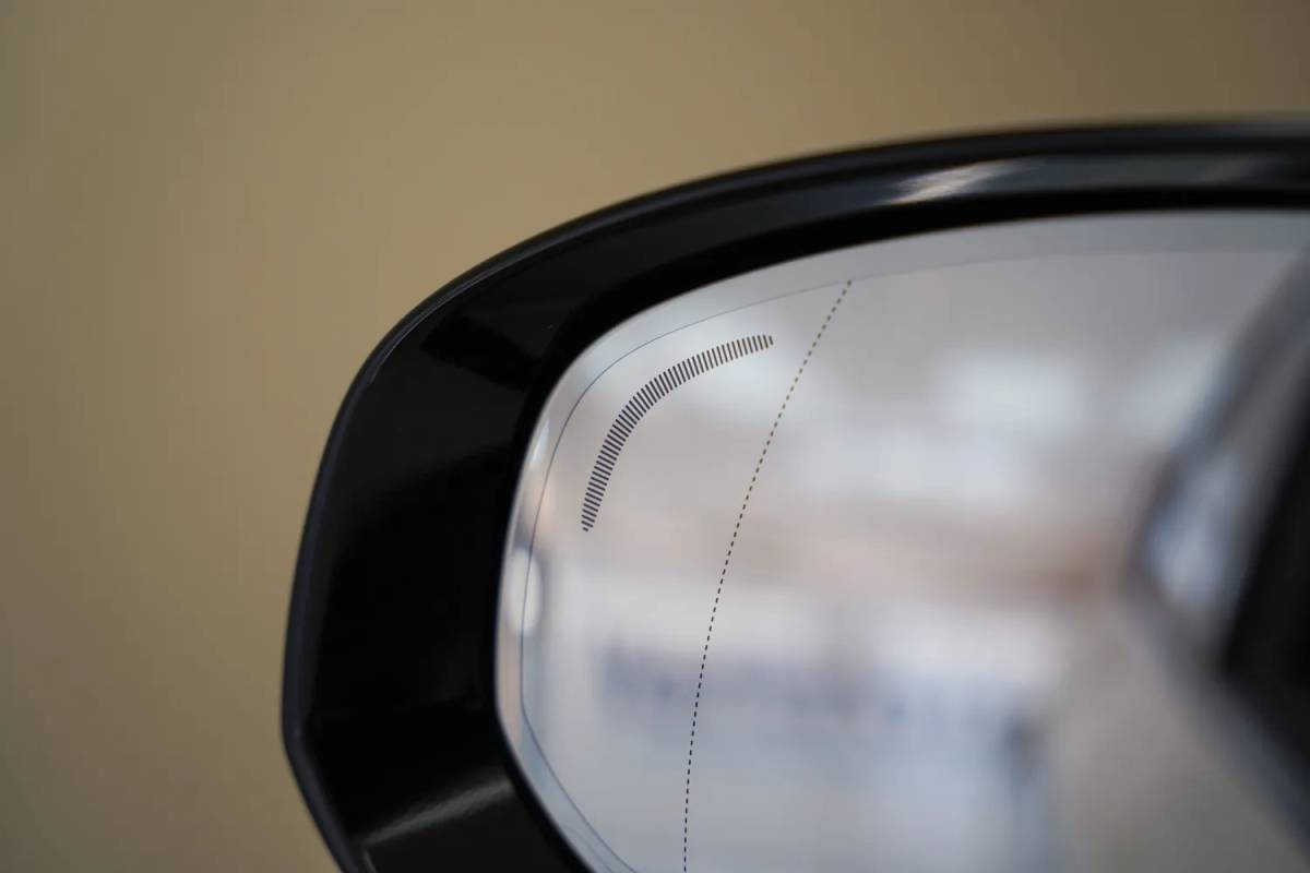 Volvo XC60 Volvo XC60 T6 Recharge R-Design Aut. [ Panoramadak H/K Memory Leder ]