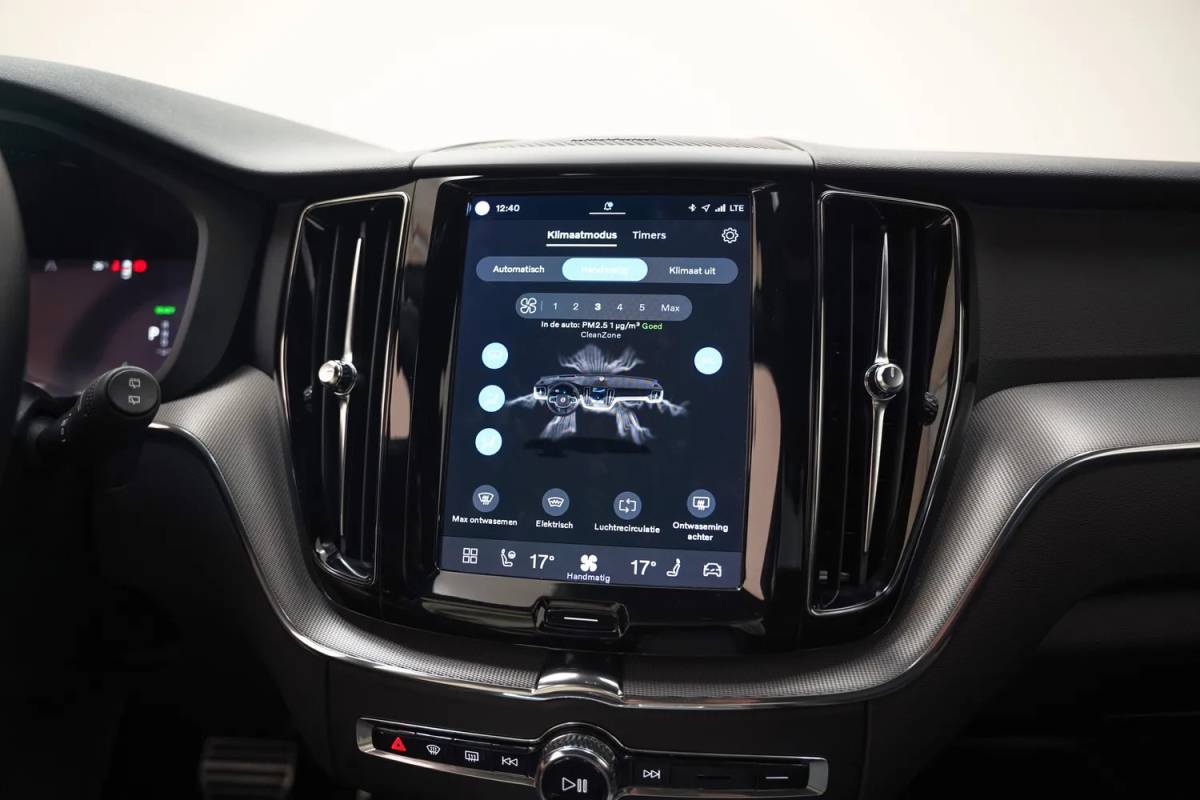 Volvo XC60 Volvo XC60 T6 Recharge R-Design Aut. [ Panoramadak H/K Memory Leder ]
