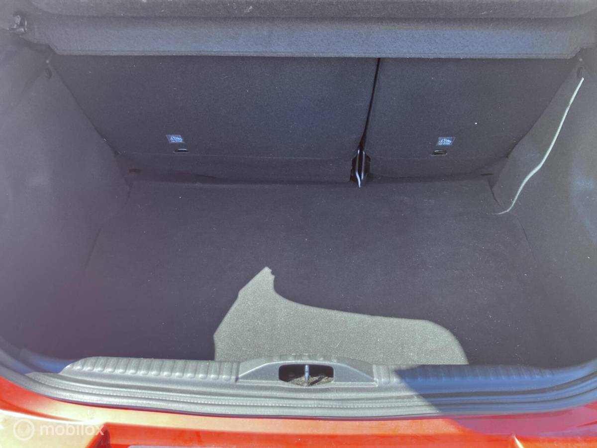 Citroën C3 Citroen C3 1.2 PureTech Feel 105g
