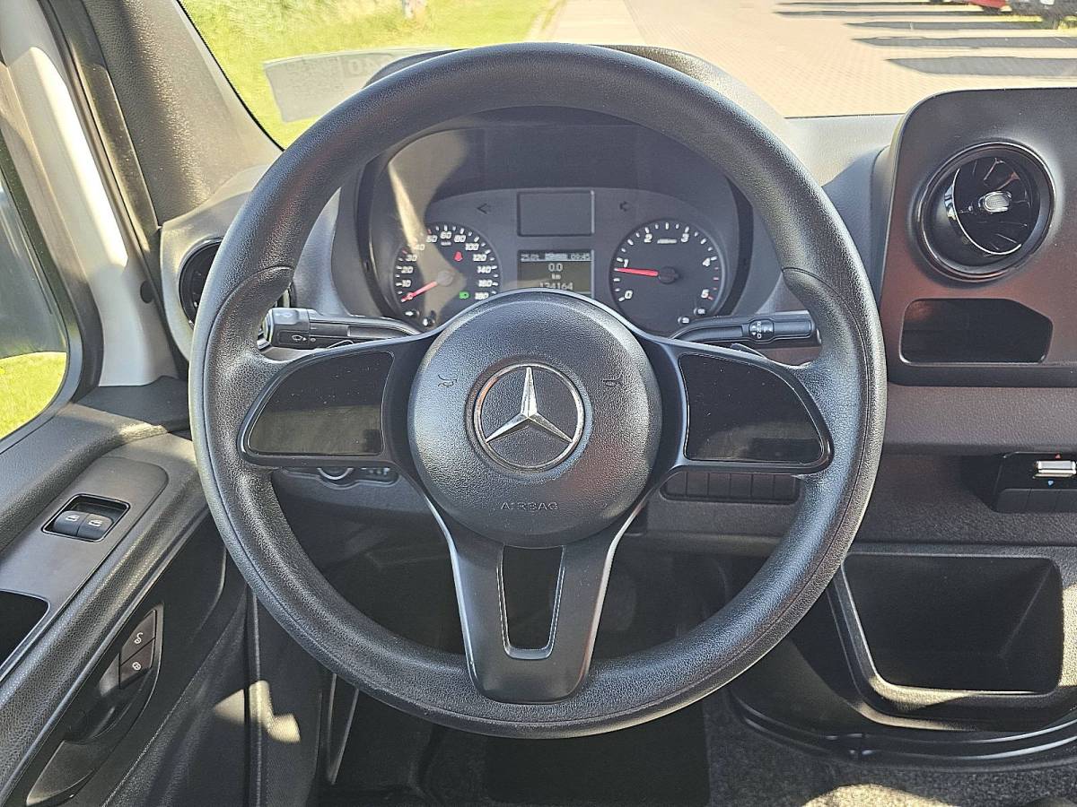 Mercedes-Benz Sprinter MERCEDES-BENZ SPRINTER 314 bakwagen laadklep!