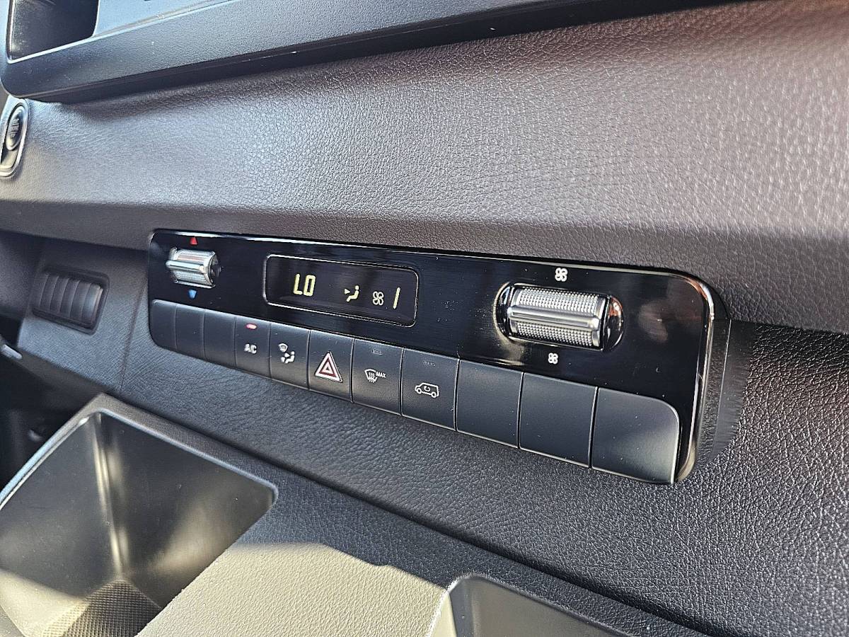 Mercedes-Benz Sprinter MERCEDES-BENZ SPRINTER 314 bakwagen laadklep!