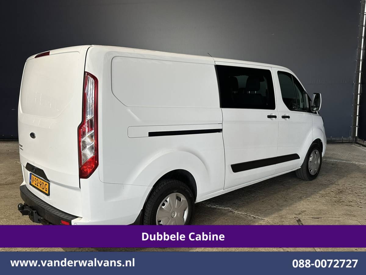 Ford Transit Custom Ford Transit Custom 2.0 TDCI 131pk Automaat L2H1 Dubbele Cabine Euro6 Airco | Xenon | 6-Zits | Camera | Apple Carplay | Adaptieve Cruisecontrol LED, Android Auto, Trekhaak, Stoelverwarming, Verwarmde voorruit, Parkeersensoren, Achterklep