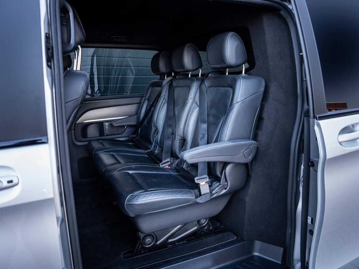 Mercedes-Benz V-Klasse Mercedes-Benz V-klasse 300d Lang DC Avantgarde Edition – AMG l Burmester l 360cam l Carplay
