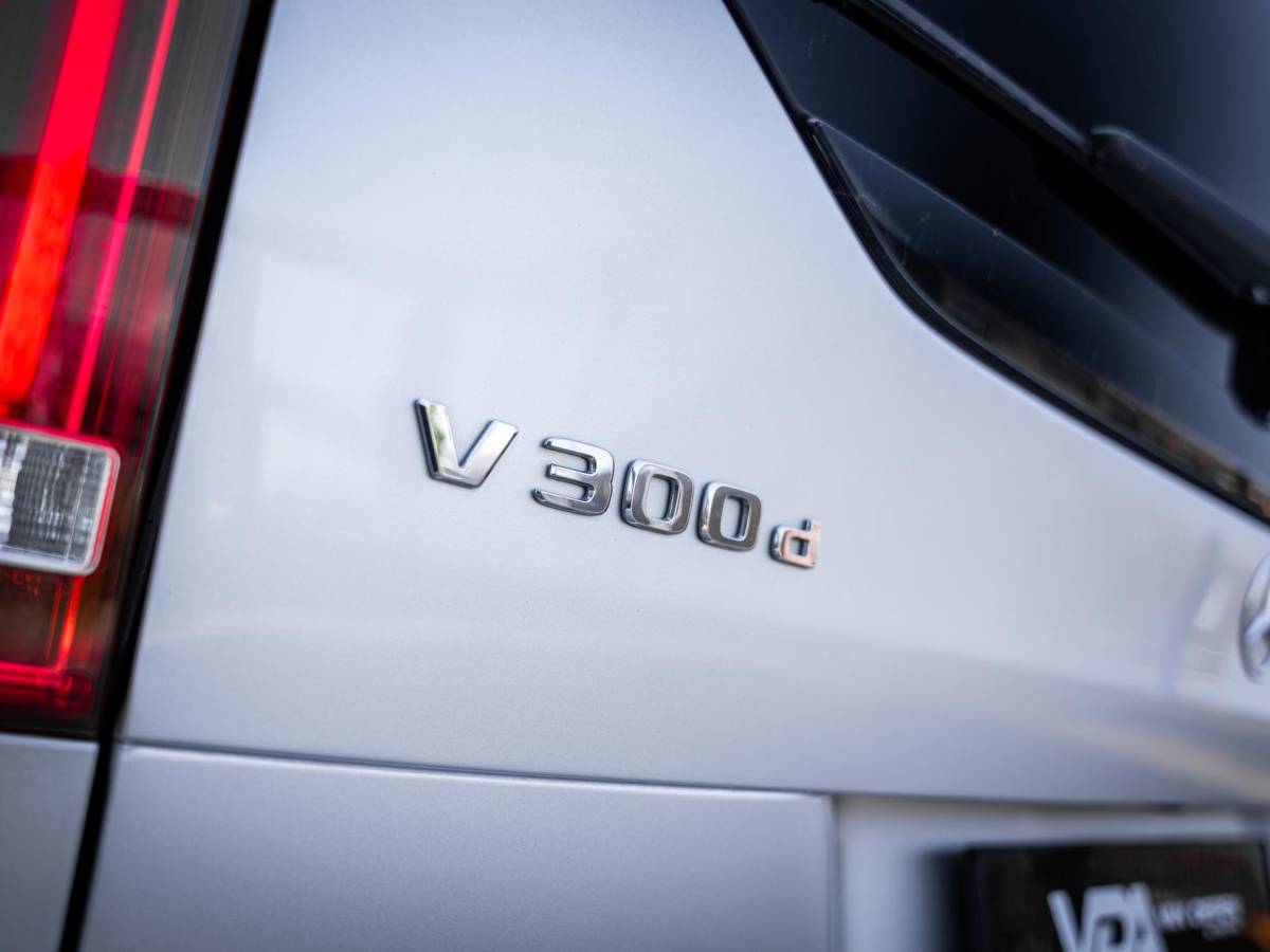 Mercedes-Benz V-Klasse Mercedes-Benz V-klasse 300d Lang DC Avantgarde Edition – AMG l Burmester l 360cam l Carplay