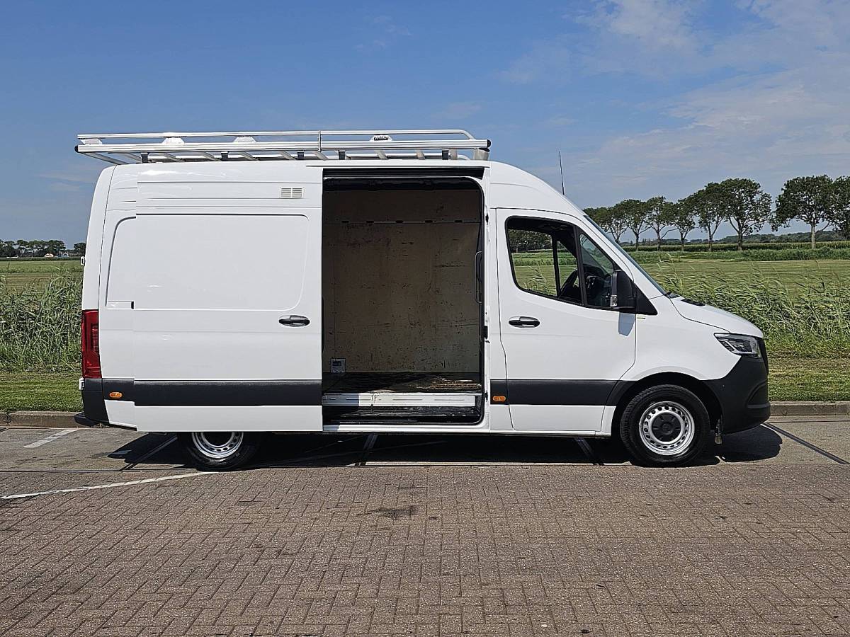 Mercedes-Benz Sprinter MERCEDES-BENZ SPRINTER 315 l2h2 led rwd mbux!