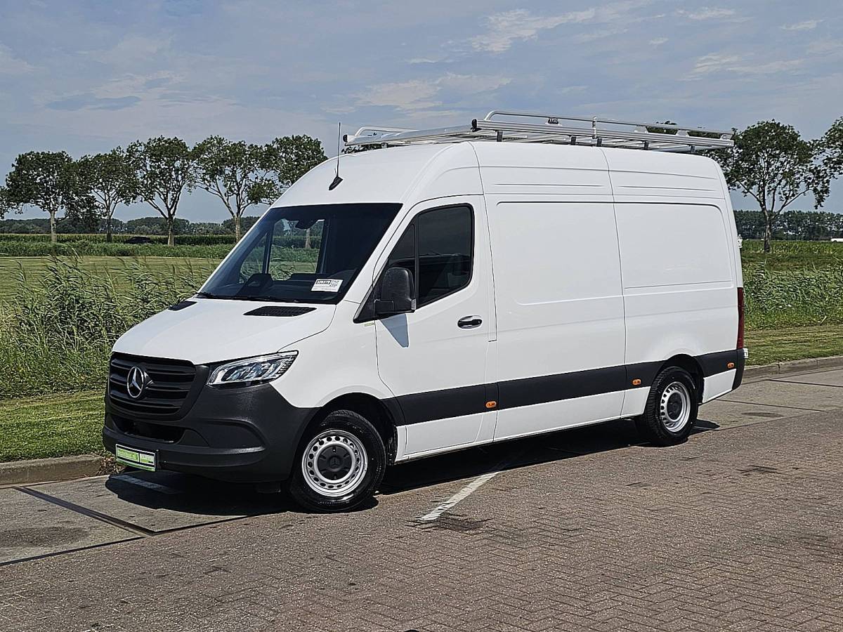 Mercedes-Benz Sprinter MERCEDES-BENZ SPRINTER 315 l2h2 led rwd mbux!