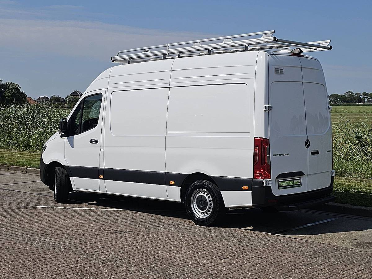 Mercedes-Benz Sprinter MERCEDES-BENZ SPRINTER 315 l2h2 led rwd mbux!