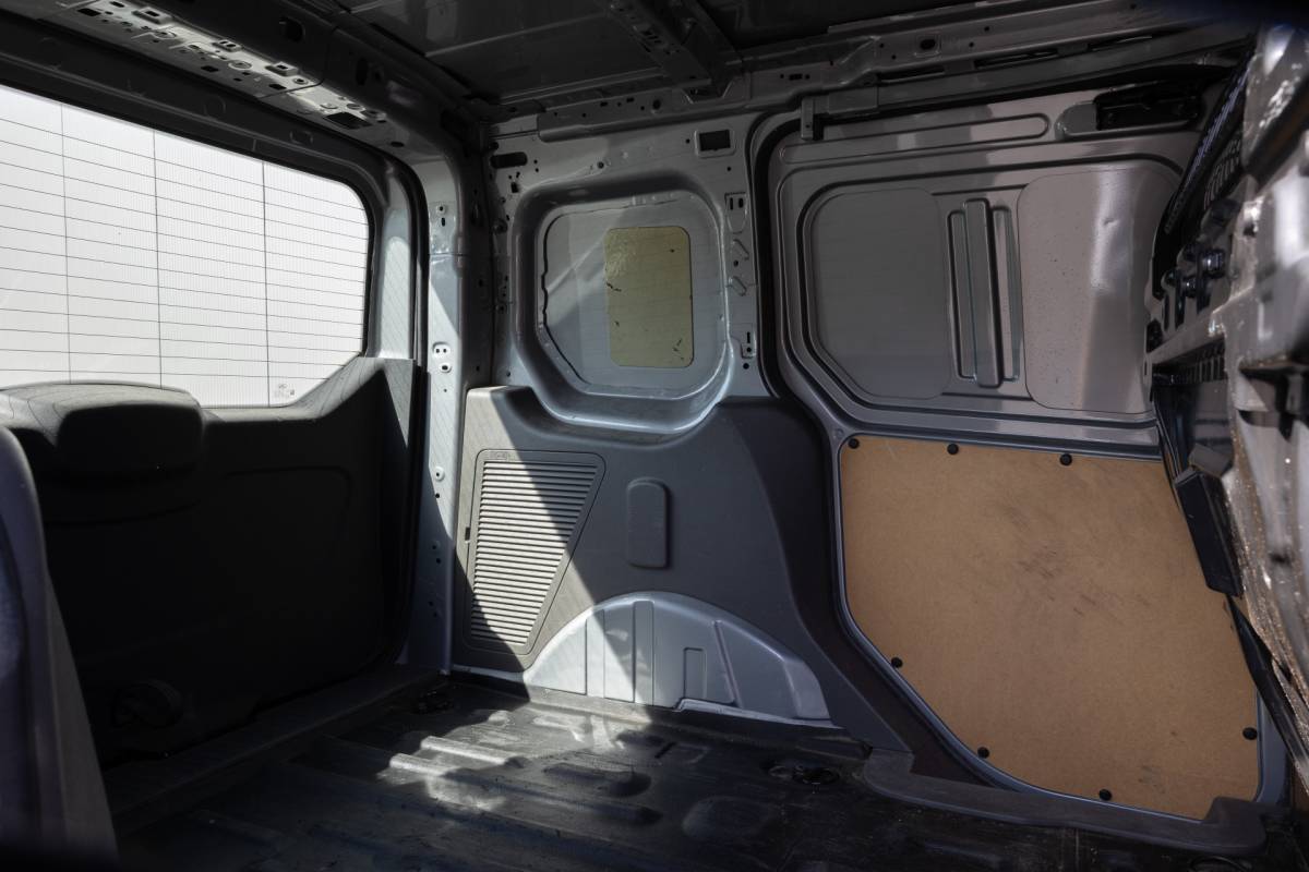 Ford Transit Connect Ford Transit Connect 1.5 | 3-ZITS | CAMERA | TREKHAAK | CLIMA | NL-AUTO