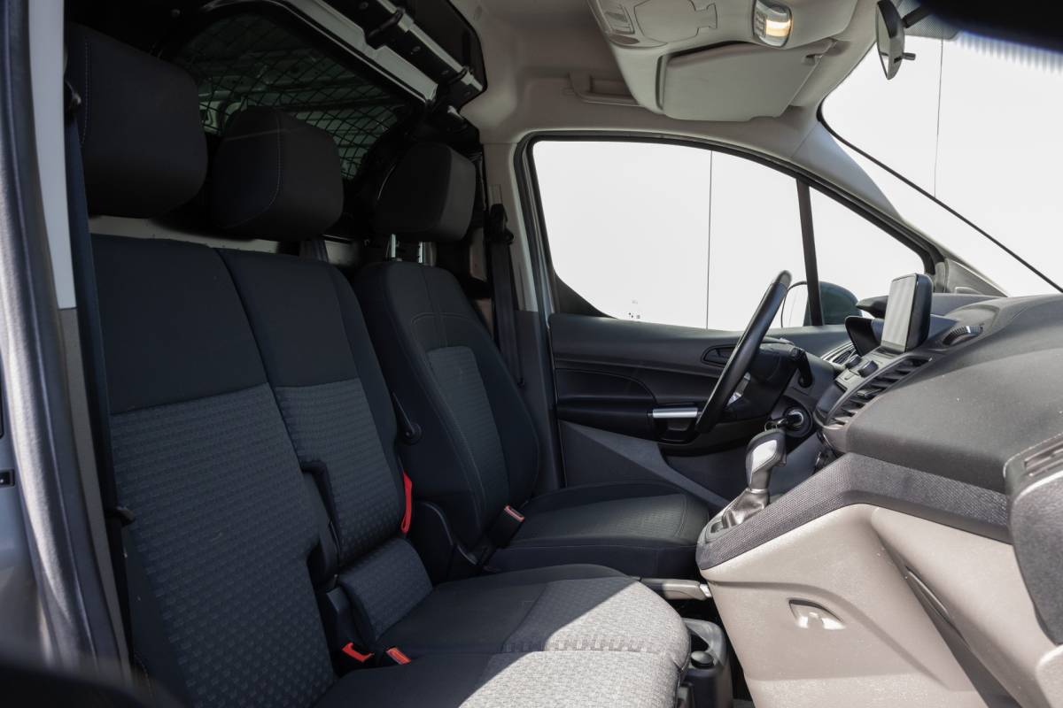 Ford Transit Connect Ford Transit Connect 1.5 | 3-ZITS | CAMERA | TREKHAAK | CLIMA | NL-AUTO