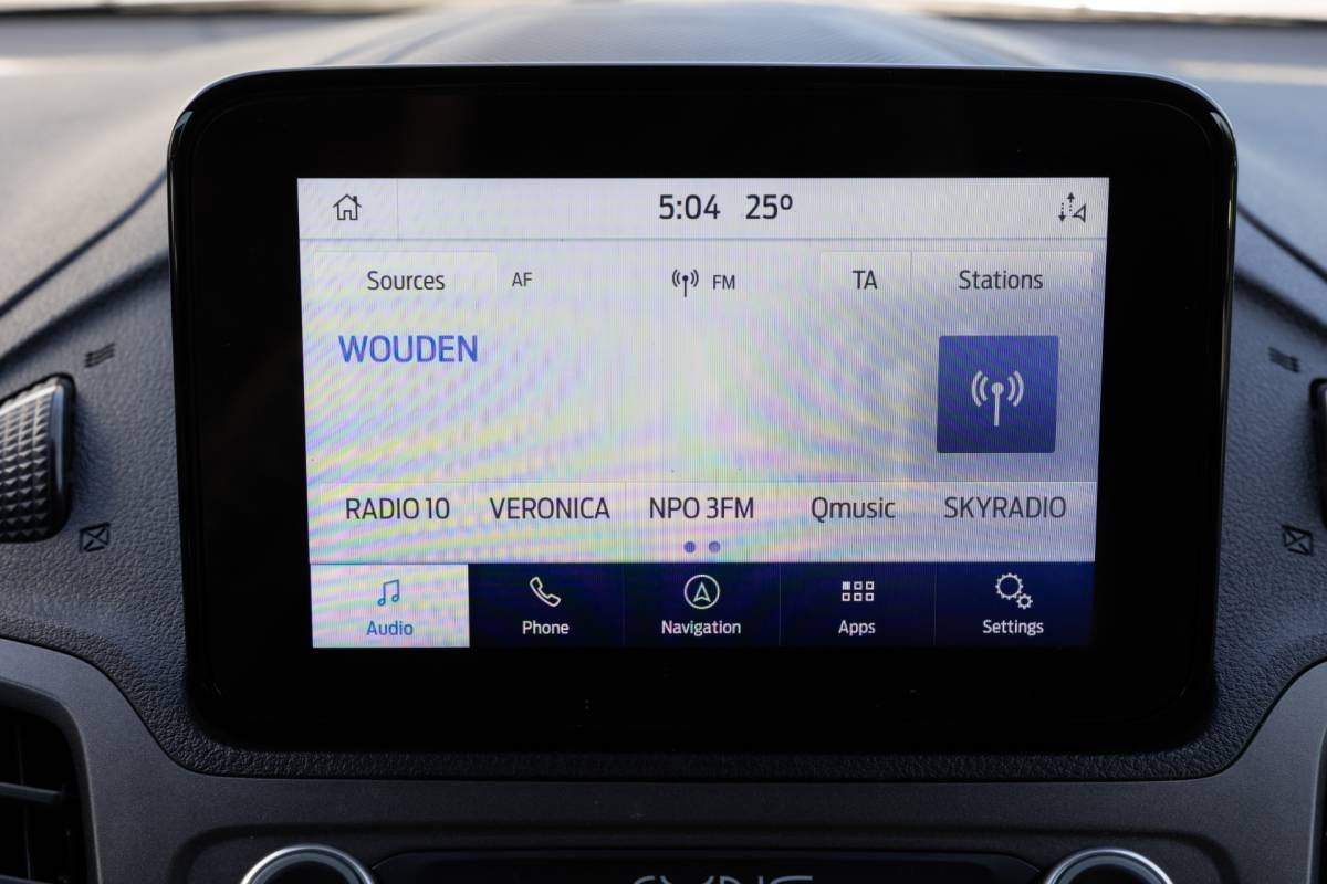 Ford Transit Connect Ford Transit Connect 1.5 | 3-ZITS | CAMERA | TREKHAAK | CLIMA | NL-AUTO