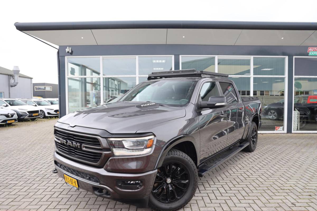 Dodge Ram 1500 Dodge Ram 1500 4X4 5.7 V8 4×4 Crew Cab Laramie|Luchtvering|Diamondback|BTW|