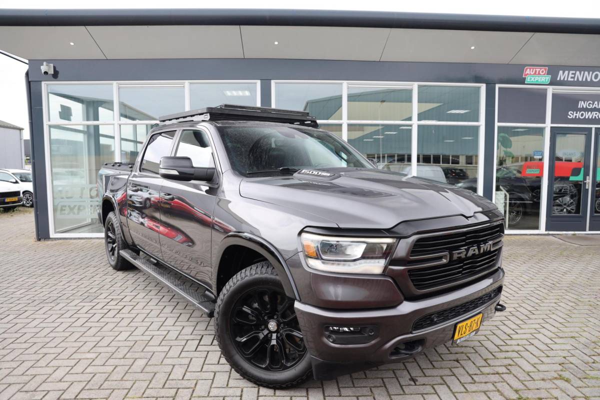 Dodge Ram 1500 Dodge Ram 1500 4X4 5.7 V8 4×4 Crew Cab Laramie|Luchtvering|Diamondback|BTW|