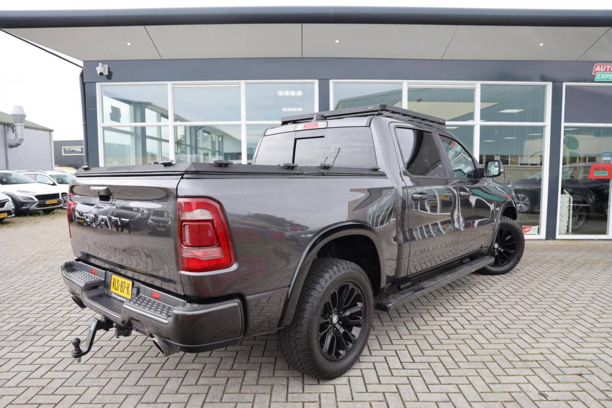 Dodge Ram 1500 Dodge Ram 1500 4X4 5.7 V8 4×4 Crew Cab Laramie|Luchtvering|Diamondback|BTW|