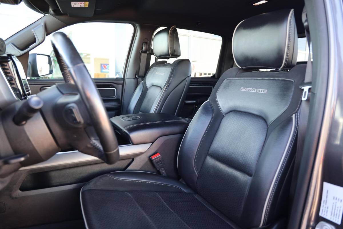 Dodge Ram 1500 Dodge Ram 1500 4X4 5.7 V8 4×4 Crew Cab Laramie|Luchtvering|Diamondback|BTW|