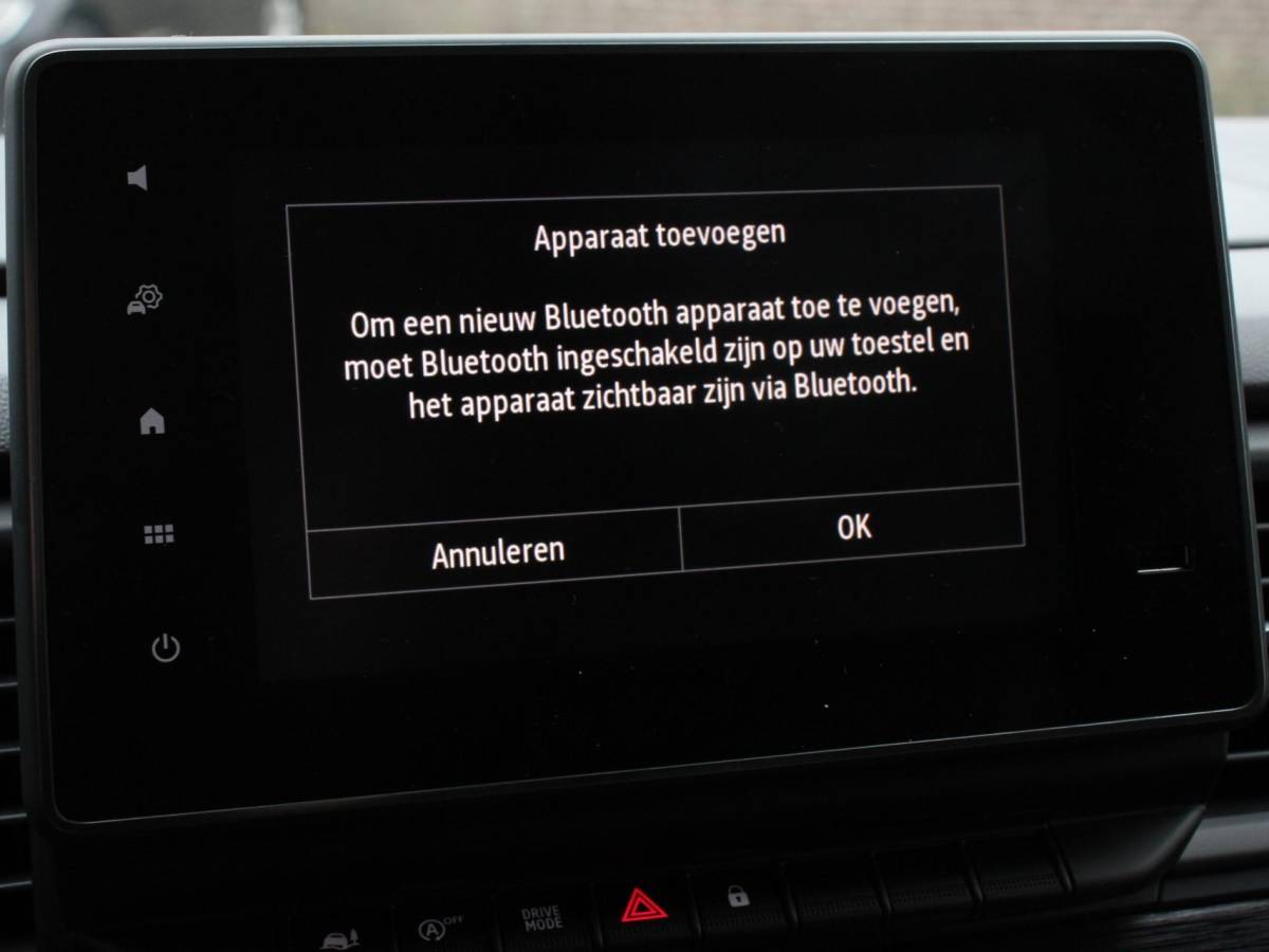 Renault Trafic Renault Trafic 2.0 Blue dCi 110PK T30 L2H1 Advance Navigatie Airco Lichtmetalen velgen Betimmering Trekhaak Camera Parkeer sensoren Dab