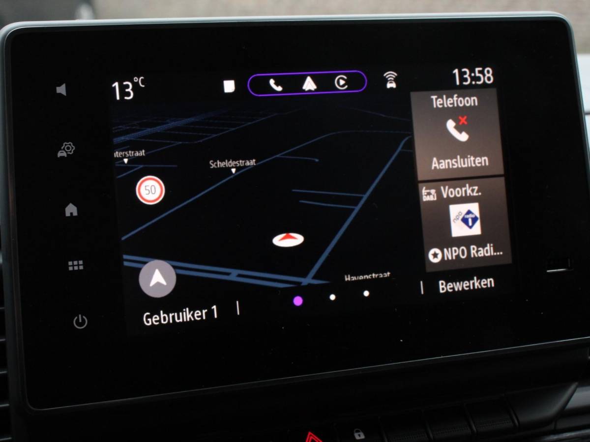 Renault Trafic Renault Trafic 2.0 Blue dCi 110PK T30 L2H1 Advance Navigatie Airco Lichtmetalen velgen Betimmering Trekhaak Camera Parkeer sensoren Dab