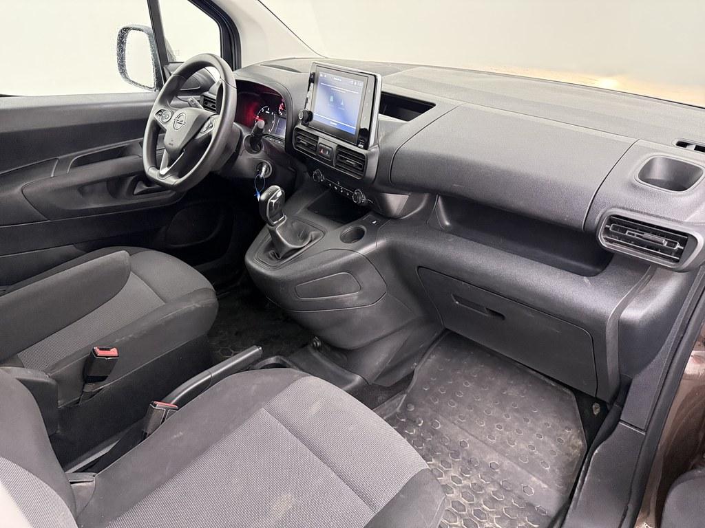 Opel Combo Opel Combo 1.6D 100pk L1H1 Edition Trekhaak/Nav/Airco/CarPlay /Bumpers in kleur/Schuifdeur/4S.Banden