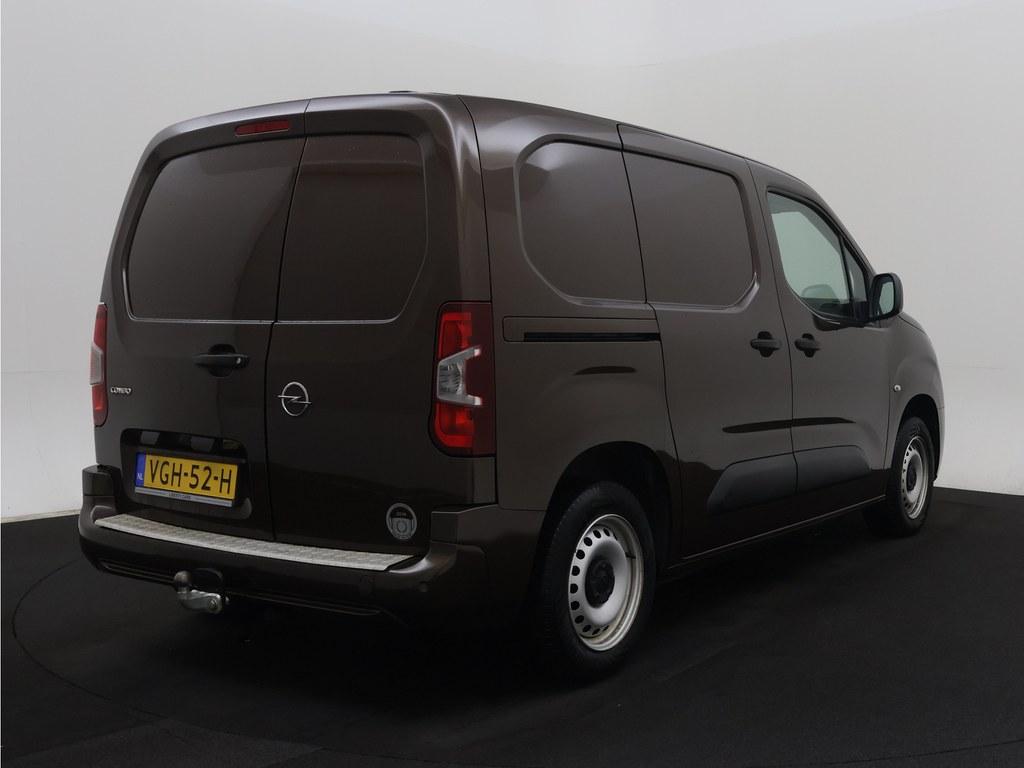 Opel Combo Opel Combo 1.6D 100pk L1H1 Edition Trekhaak/Nav/Airco/CarPlay /Bumpers in kleur/Schuifdeur/4S.Banden