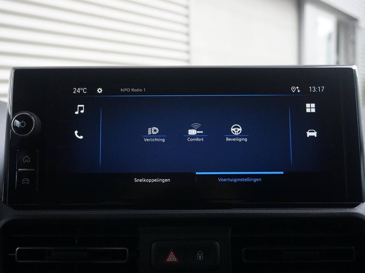 Opel Combo-e Opel Combo Electric L2 50kWh | camera | Apple Carplay/Android Auto  | laadruimtebetimmering | Comfort stoelen | rijklaarprijs