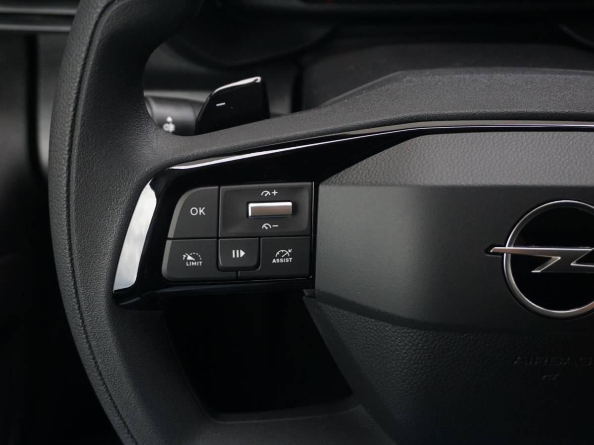 Opel Combo-e Opel Combo Electric L2 50kWh | camera | Apple Carplay/Android Auto  | laadruimtebetimmering | Comfort stoelen | rijklaarprijs