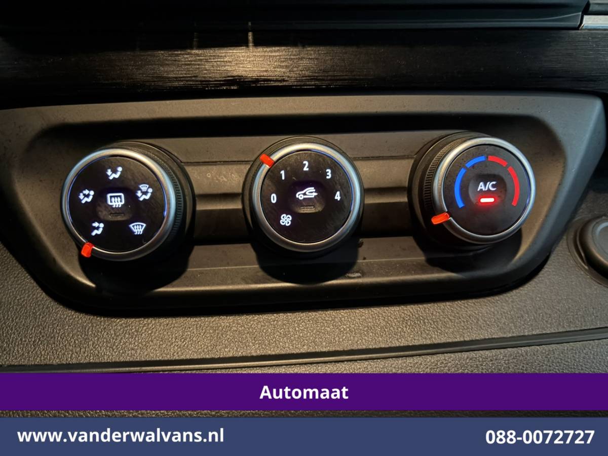Renault Trafic Renault Trafic 2.0 Blue dCi 150pk Automaat L2H1 Euro6 Airco | 2x zijdeur | LED | Apple Carplay Cruisecontrol, Parkeersensoren, Bijrijdersbank