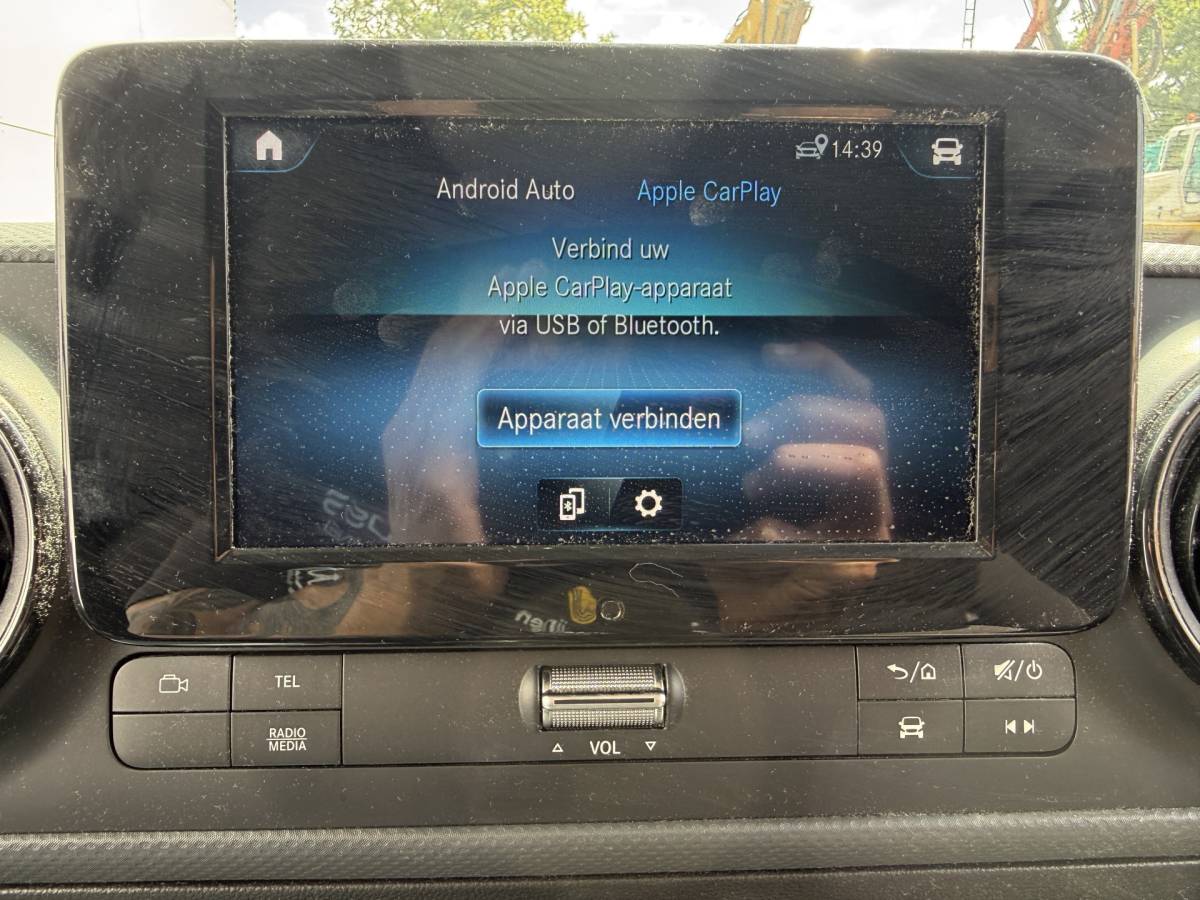 Mercedes-Benz eCitan Mercedes-Benz eCitan 112 51kWh L2 285 WLTP 95% (SOH) Camera MBUX Trekhaak 75kW Snelladen Apple Carplay Cruise Control