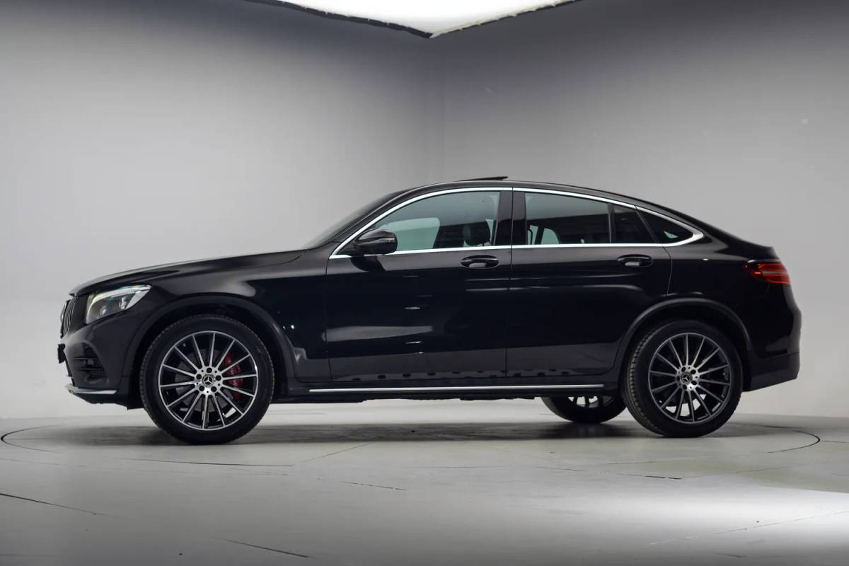 Mercedes-Benz GLC Mercedes-Benz GLC-Klasse COUPE 250 4MATIC AMG Premium Plus [ Schuifdak Burmester Memory 360°Cam ]