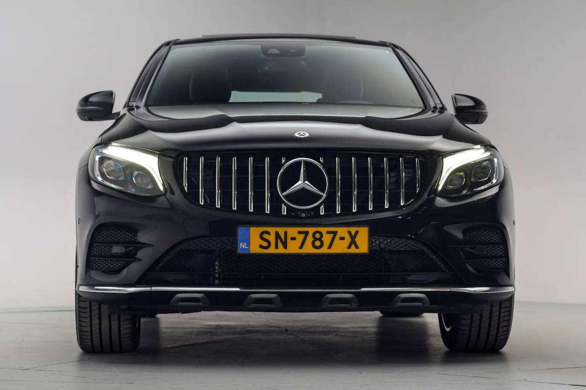 Mercedes-Benz GLC Mercedes-Benz GLC-Klasse COUPE 250 4MATIC AMG Premium Plus [ Schuifdak Burmester Memory 360°Cam ]