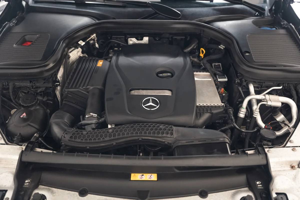 Mercedes-Benz GLC Mercedes-Benz GLC-Klasse COUPE 250 4MATIC AMG Premium Plus [ Schuifdak Burmester Memory 360°Cam ]
