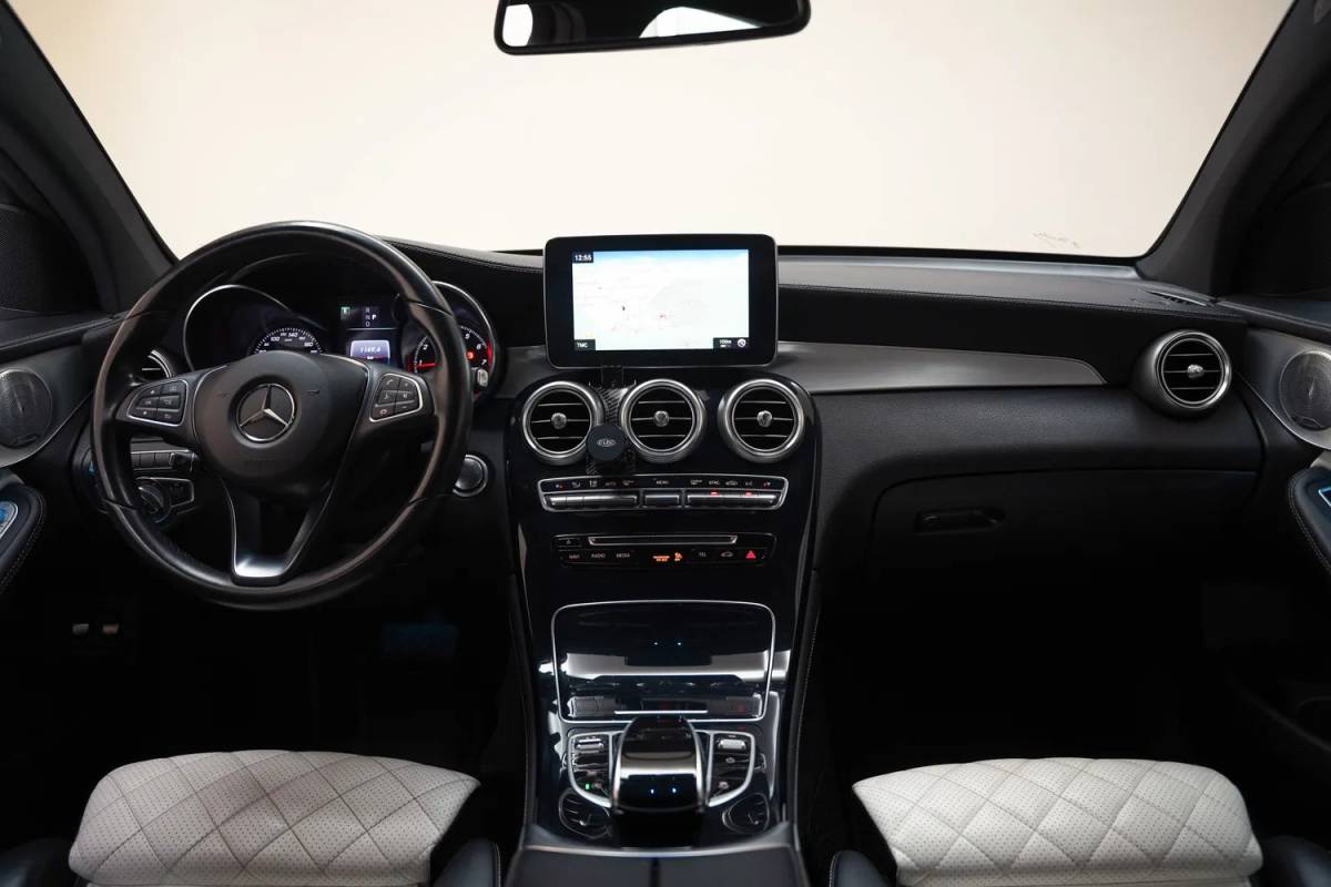 Mercedes-Benz GLC Mercedes-Benz GLC-Klasse COUPE 250 4MATIC AMG Premium Plus [ Schuifdak Burmester Memory 360°Cam ]