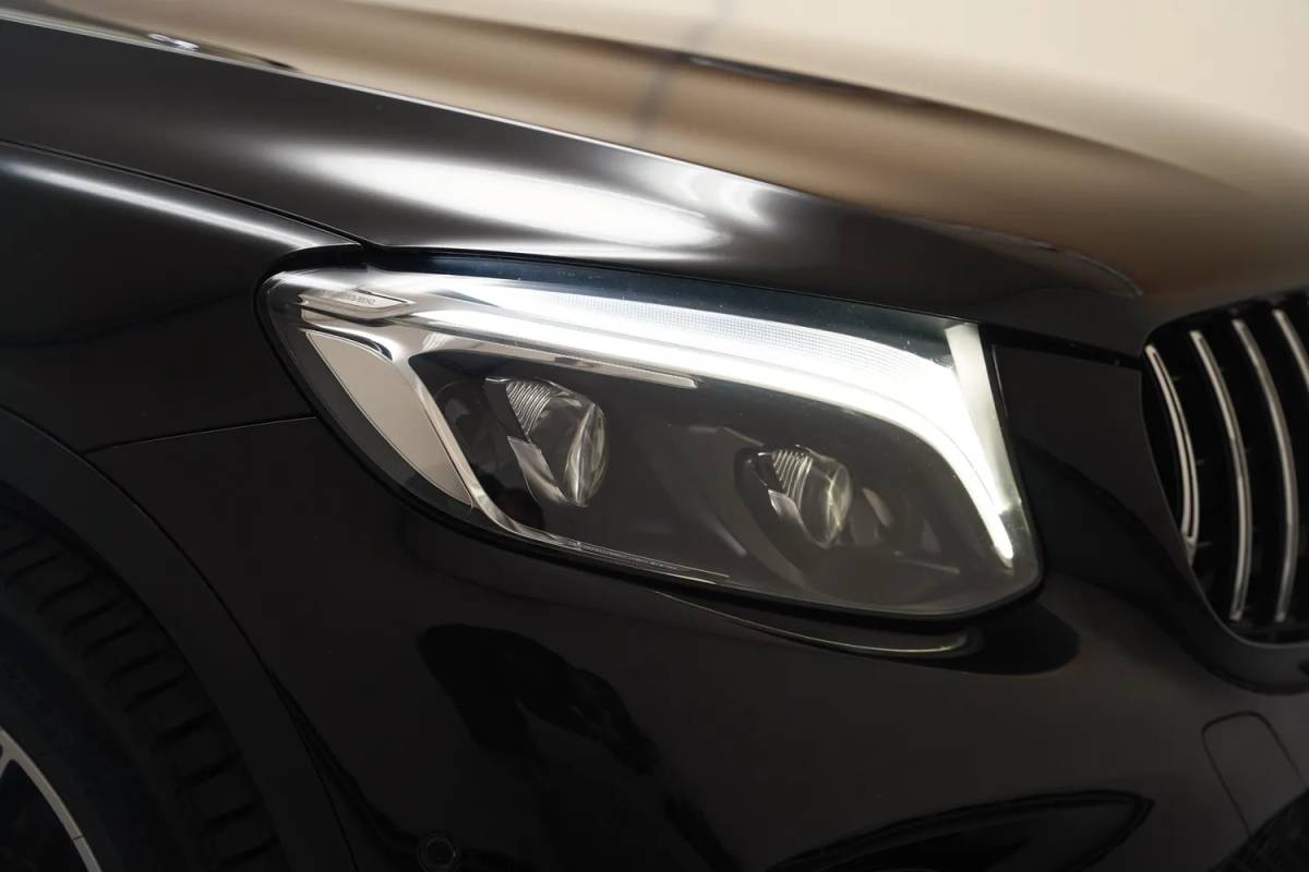 Mercedes-Benz GLC Mercedes-Benz GLC-Klasse COUPE 250 4MATIC AMG Premium Plus [ Schuifdak Burmester Memory 360°Cam ]
