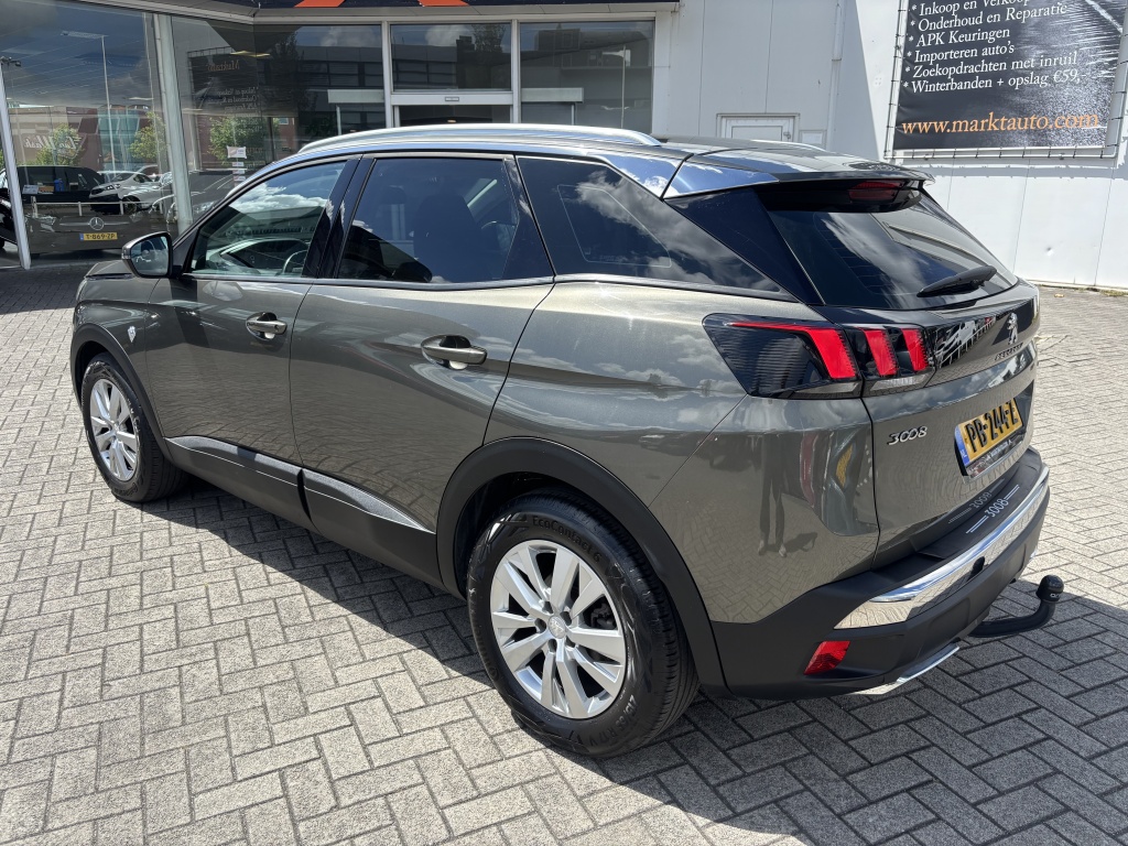 Peugeot 3008 Peugeot 3008 1.2 PureTech Active Navi Carplay Trekhaak Parkeersensoren