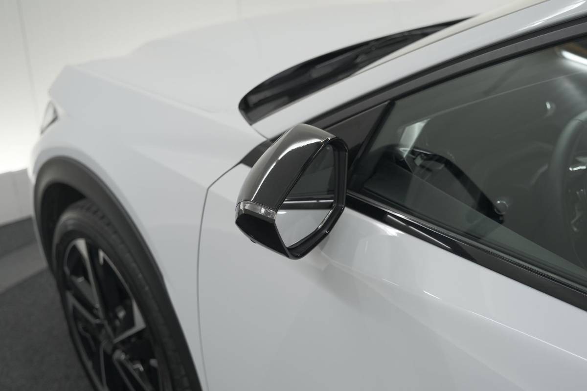 Peugeot 408 Peugeot 408 Hybrid 136 e-DCS6 Allure | 360 Camera | Adaptieve Cruise Control | Navigatie