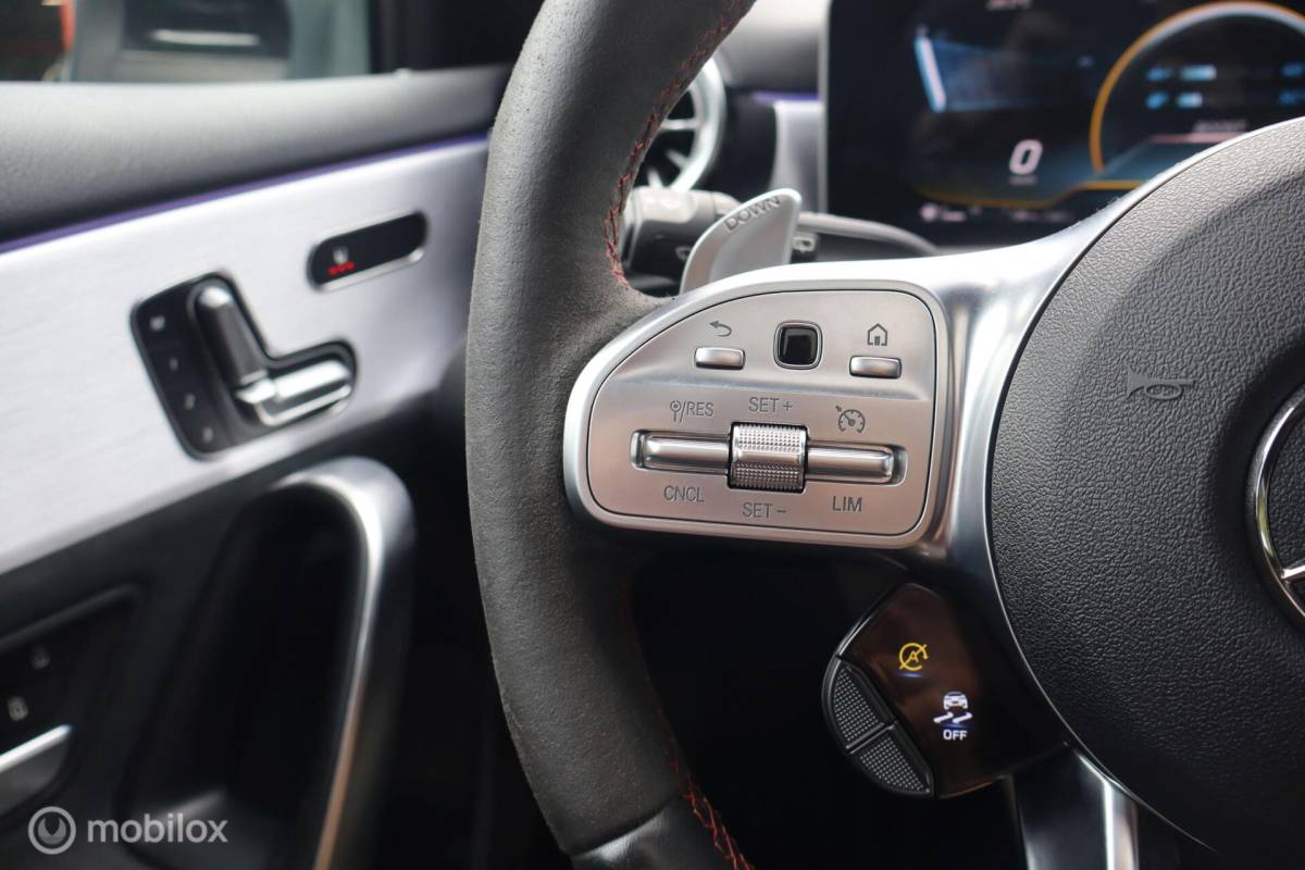 Mercedes-Benz A-Klasse Mercedes A45 AMG S 4MATIC+ 490pk | panoramadak | massage