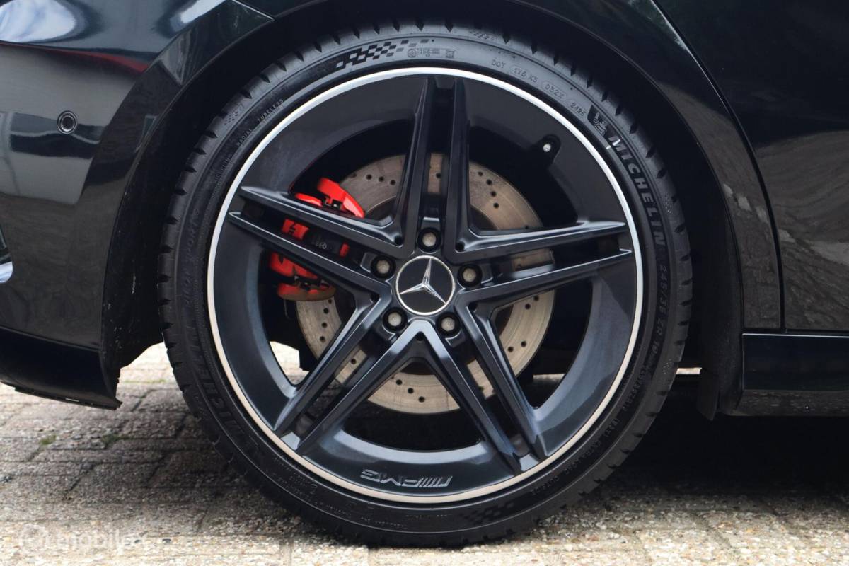 Mercedes-Benz A-Klasse Mercedes A45 AMG S 4MATIC+ 490pk | panoramadak | massage