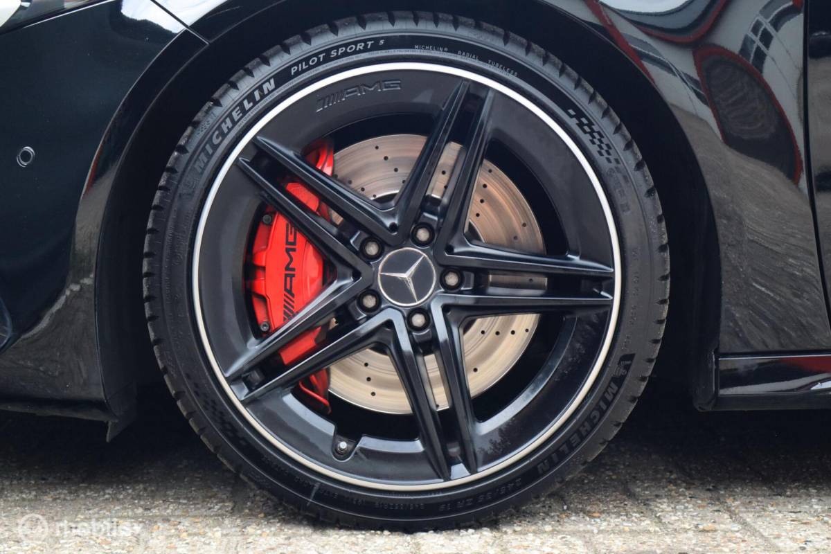 Mercedes-Benz A-Klasse Mercedes A45 AMG S 4MATIC+ 490pk | panoramadak | massage