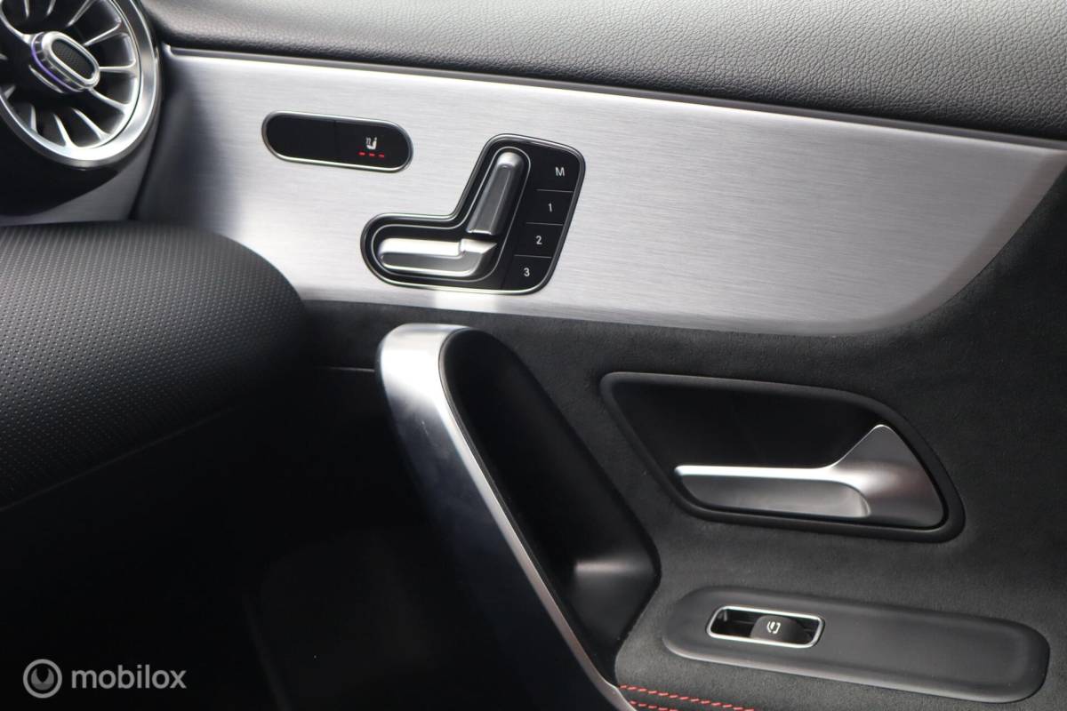 Mercedes-Benz A-Klasse Mercedes A45 AMG S 4MATIC+ 490pk | panoramadak | massage